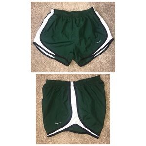 Dark green Nike shorts NWOT